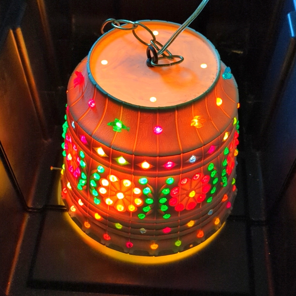 Vintage lawnware light